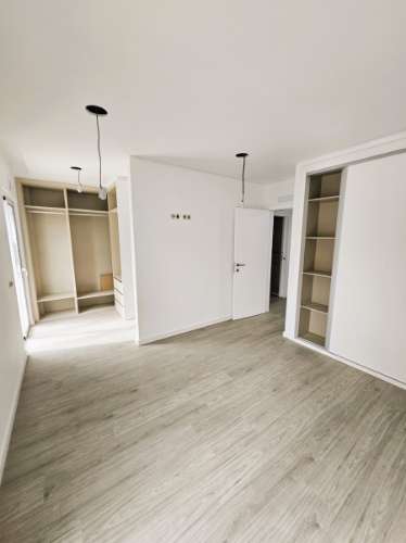 Moradia T4 com quintal e garagem - Olhão, Algarve