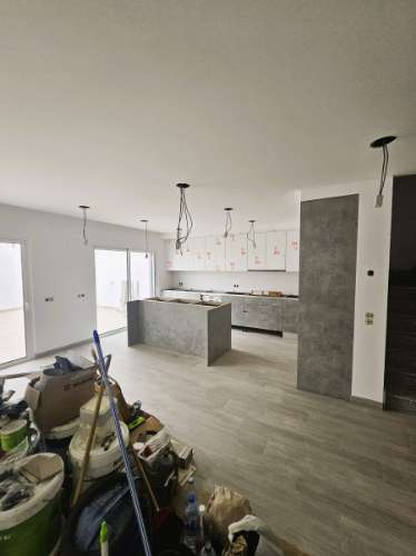 Moradia T4 com quintal e garagem - Olhão, Algarve