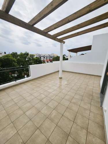 Moradia T4 com quintal e garagem - Olhão, Algarve