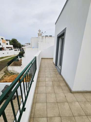 Moradia T4 com quintal e garagem - Olhão, Algarve