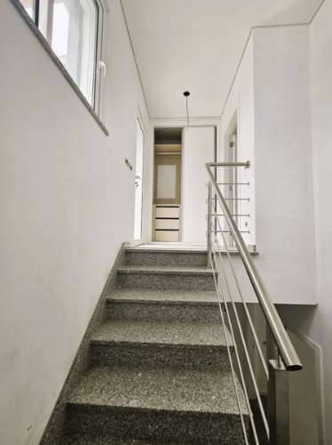 Moradia T4 com quintal e garagem - Olhão, Algarve