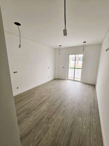 Moradia T4 com quintal e garagem - Olhão, Algarve