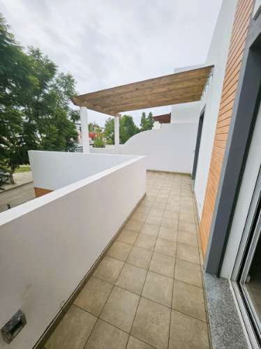 Moradia T4 com quintal e garagem - Olhão, Algarve