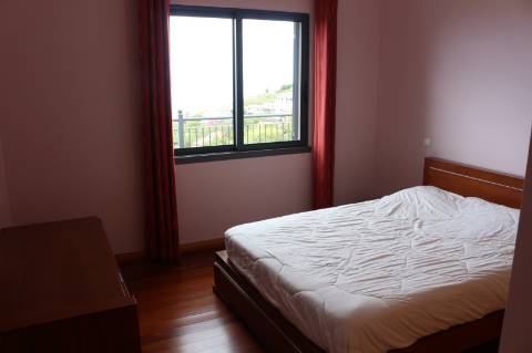 Moradia Isolada T3 com Terreno no Arco da Calheta