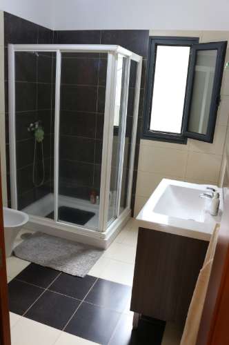 Moradia Isolada T3 com Terreno no Arco da Calheta