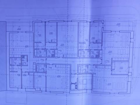 Prédio com projeto aprovado em Sacavém