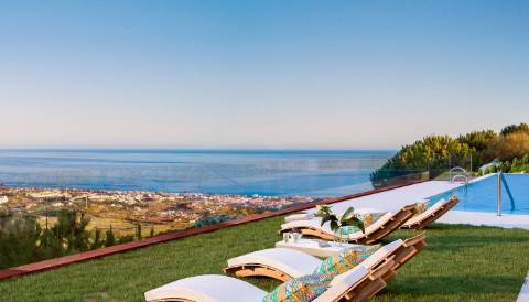 Apartamento T3 com varanda.