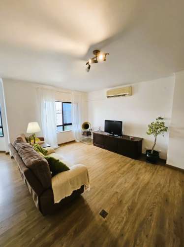 Apartamento T5 com vista mar e serra - Faro, Algarve