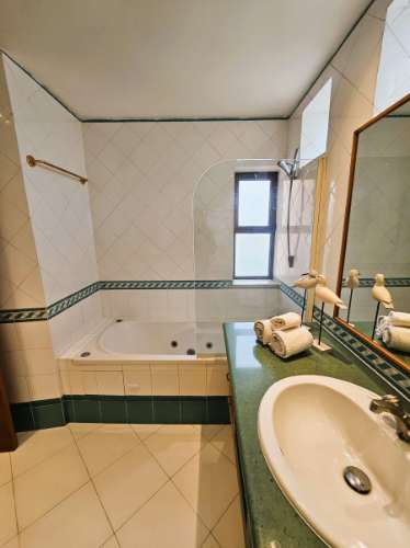 Apartamento T5 com vista mar e serra - Faro, Algarve