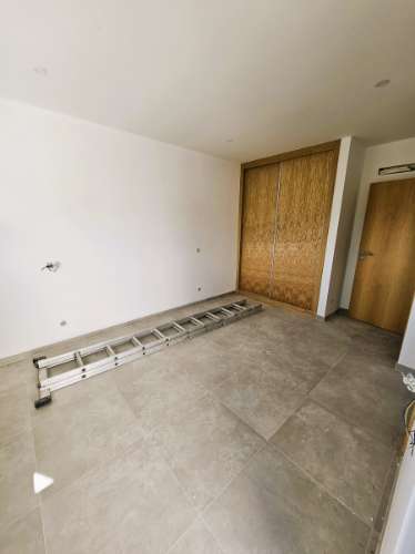 Excelente moradia T3 com grande espaço exterior , localizada nas Gambelas - Faro, Algarve