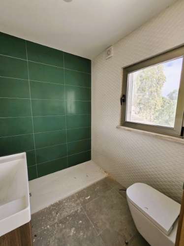 Excelente moradia T3 com grande espaço exterior , localizada nas Gambelas - Faro, Algarve