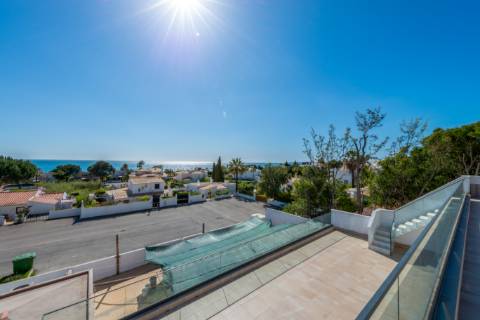 Magnífica moradia T3 com vista mar, perto de Albufeira