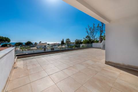 Magnífica moradia T3 com vista mar, perto de Albufeira