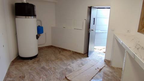 Moradia T4 totalmente recuperada na cidade do Porto.