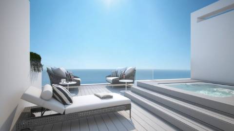 Exclusivo estilo contemporâneo First Line Beach townhouse setting