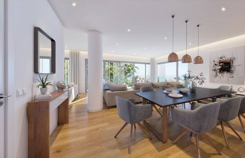 Apartamento T4 em São João do Estoril