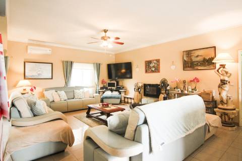 Moradia T8 em Loulé - Algarve