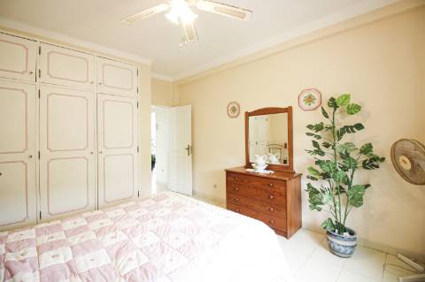 Moradia T8 em Loulé - Algarve