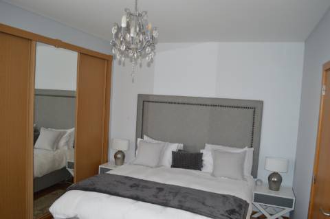 Moradia V3 Moderna com Piscina com excelentes acabamentos nas Ferreiras