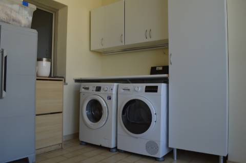 Moradia V3 Moderna com Piscina com excelentes acabamentos nas Ferreiras