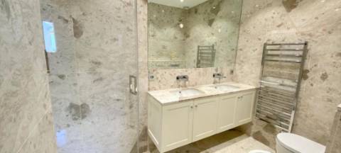 Luxo totalmente renovado e muito brilhante penthouse/telhado de 3 quartos em Monte - Carlo