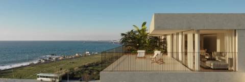 Apartamento T2 com ampla varanda na margem do Rio Douro