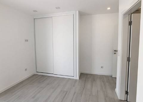 Apartamento T1 em Sesimbra