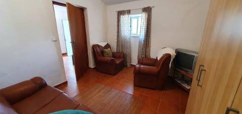 Monte alentejano, em Almodôvar, com 2,5 hectares