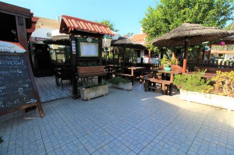 Restaurante com Moradia T5