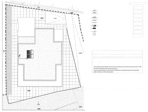 Moradia por Recuperar com Projeto Aprovado em São Roque