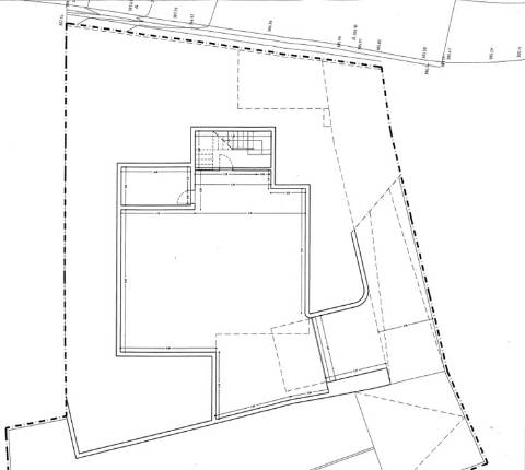 Moradia por Recuperar com Projeto Aprovado em São Roque