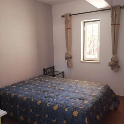 Oportunidade - Moradia T5 com anexo independente T3