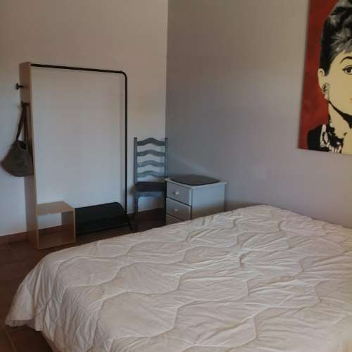 Oportunidade - Moradia T5 com anexo independente T3