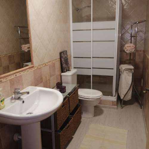 Oportunidade - Moradia T5 com anexo independente T3