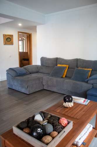 Oportunidade - Moradia T5 com anexo independente T3