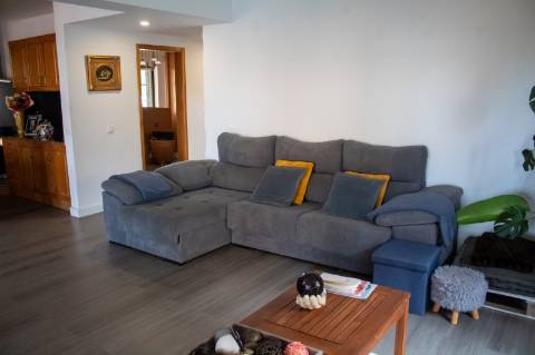 Oportunidade - Moradia T5 com anexo independente T3