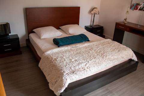 Oportunidade - Moradia T5 com anexo independente T3