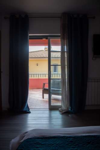 Oportunidade - Moradia T5 com anexo independente T3