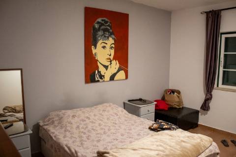 Oportunidade - Moradia T5 com anexo independente T3