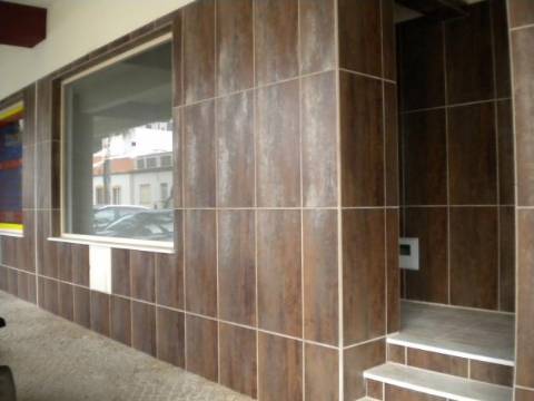 Lojas em Lagoa (Algarve)