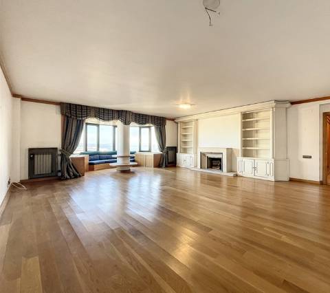 Apartamento T3 no Centro de Lisboa