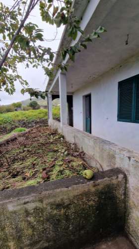 Moradia T2 no Arco da Calheta