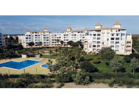 Apartamentos t2 novos em condomínio fechado com piscina, com vista rio e mar.