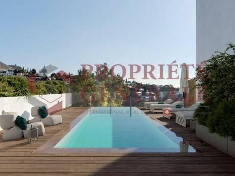 Apartamento T3 duplex novo, perto da praia.