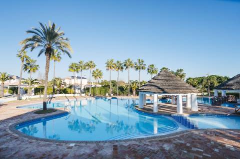 Apartamento com 2 quartos na Encosta do Lago