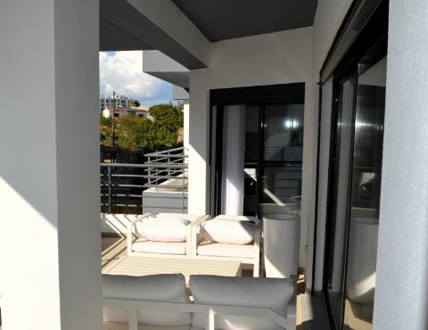 Apartamento T3 Novo com piscina, garagem e arrecadação em Olhão