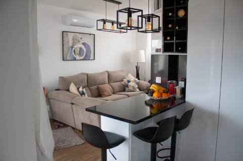 Moradia T3 totalmente renovada e Mobilada em zona Calma de Vilamoura com piscina