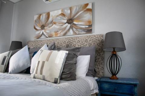 Moradia T3 totalmente renovada e Mobilada em zona Calma de Vilamoura com piscina