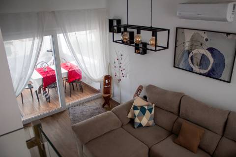 Moradia T3 totalmente renovada e Mobilada em zona Calma de Vilamoura com piscina