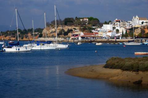 MORADIA T5 EM RESORT DE LUXO COM VISTA MAR E GOLFE EM LAGOS